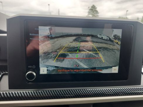 Used 2024 Toyota Tacoma SR AWD/4WD image 4