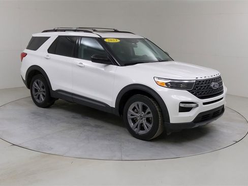 Certified 2023 Ford Explorer XLT w/ Equipment Group 202A image 12