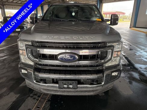 Used 2022 Ford F250 XLT w/ XLT Value Package image 2