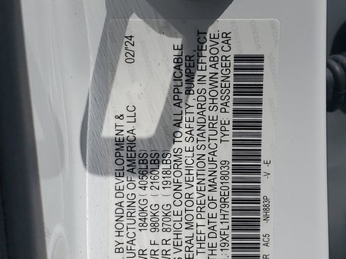 Certified 2024 Honda Civic EX-L image 28