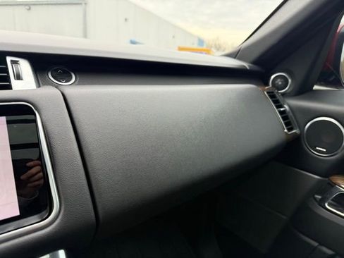 Used 2019 Land Rover Range Rover Sport HSE image 38
