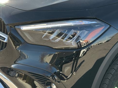 Certified 2026 Mercedes-Benz GLA 250 4MATIC image 10