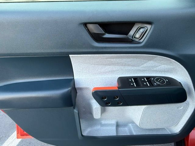 Used 2024 Ford Maverick XLT FWD image 10