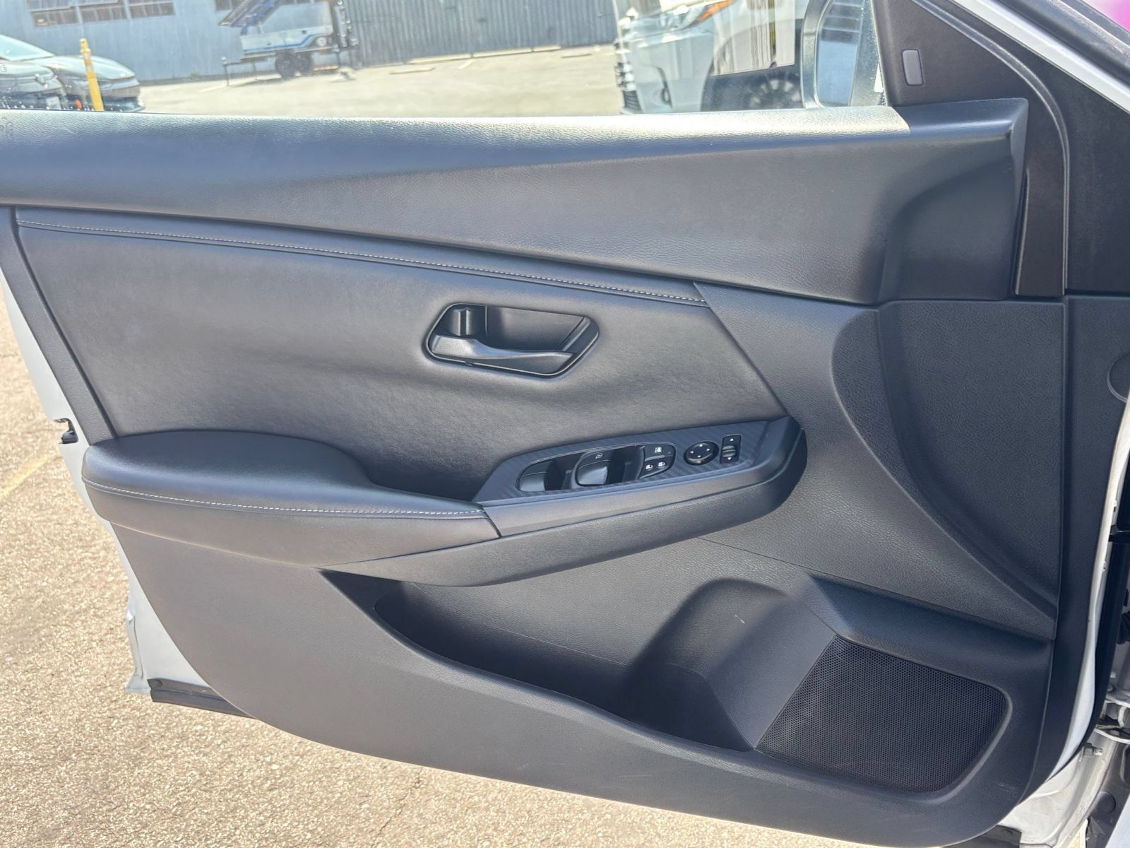 Used 2025 Nissan Sentra S FWD image 18
