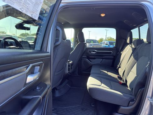 Used 2024 RAM 1500 Big Horn AWD/4WD image 30