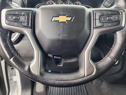 Used 2021 Chevrolet Silverado 1500 LT image 28