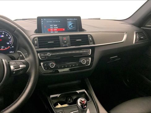 Used 2018 BMW M2 RWD image 5