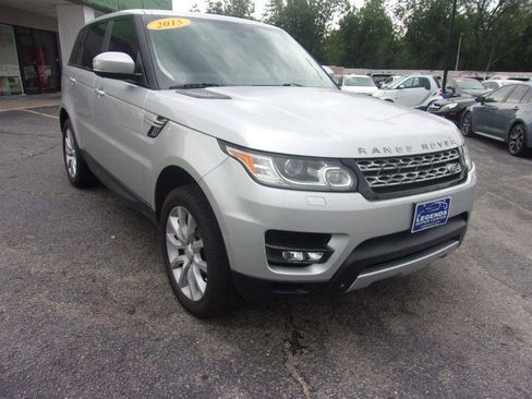 Used 2015 Land Rover Range Rover Sport HSE AWD/4WD image 4