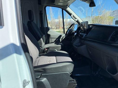 Used 2025 Ford Transit 250 250 AWD 3dr LWB Medium Roof Ca image 20