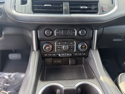 Used 2021 Chevrolet Tahoe Premier AWD/4WD image 19