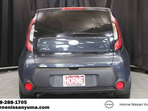 Used 2014 Kia Soul + image 14