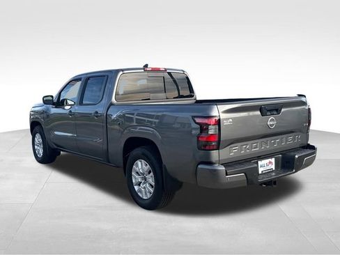 Used 2024 Nissan Frontier SV w/ Technology Package image 6