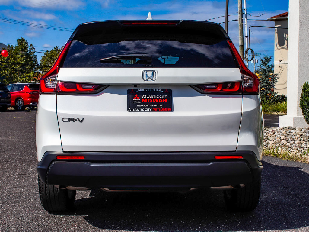 Used 2024 Honda CR-V EX image 5