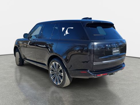 New 2026 Land Rover Range Rover SE image 7