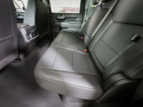 Used 2025 Chevrolet Silverado 2500 LTZ w/ LTZ Convenience Package image 27