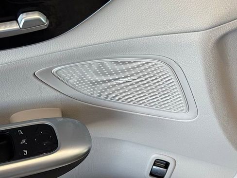 Certified 2024 Mercedes-Benz C 300 4MATIC Sedan image 15