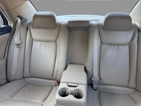 Used 2011 Chrysler 300 Limited RWD image 27
