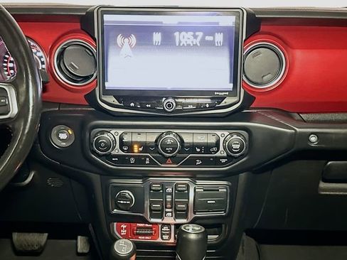 Used 2021 Jeep Wrangler Unlimited Rubicon image 11