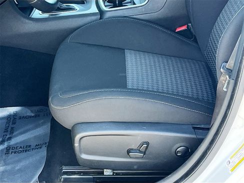 Used 2023 Dodge Charger Scat Pack w/ Navigation & Travel Group image 19