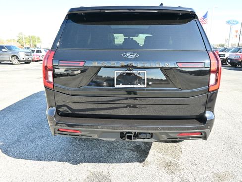 New 2026 Ford Expedition Tremor image 4