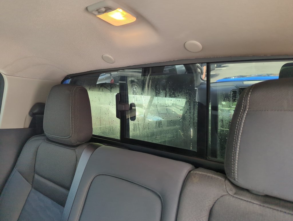 Used 2024 Nissan Frontier SV RWD image 29