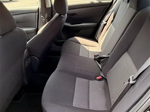 Used 2025 Nissan Sentra SV FWD image 31