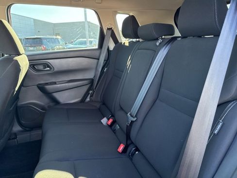Certified 2025 Nissan Rogue S image 18