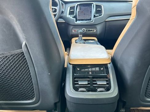 Used 2021 Volvo XC90 T6 Inscription w/ Advanced Package AWD/4WD image 23