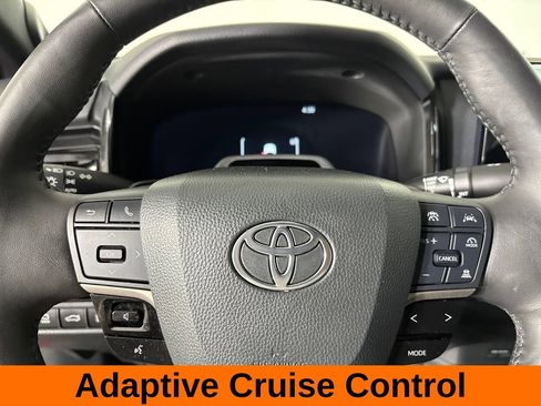 Used 2025 Toyota Camry XSE w/ Premium Plus Package AWD/4WD image 17