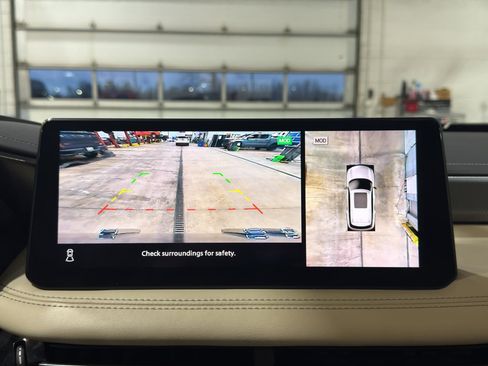 Used 2024 INFINITI QX60 Luxe image 25