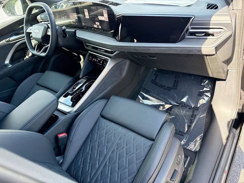 New 2026 Audi SQ5 Premium Plus AWD/4WD image 13