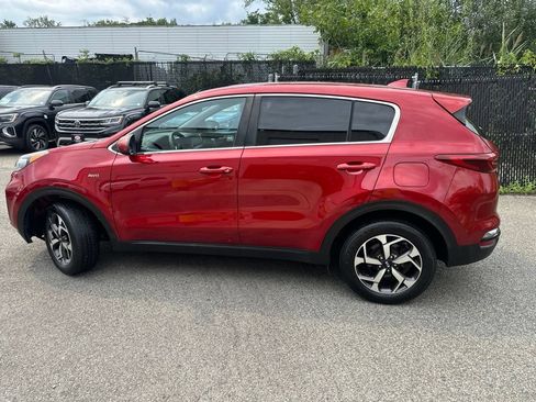 Used 2020 Kia Sportage LX AWD/4WD image 3