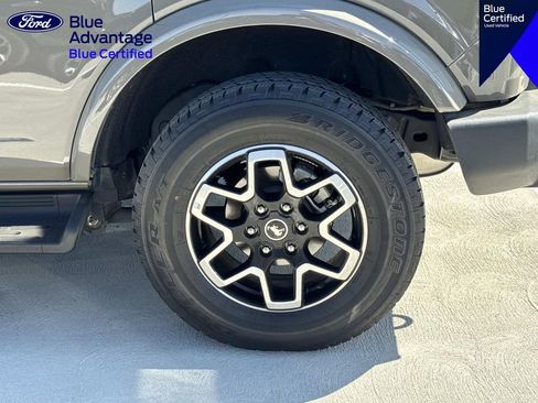 Certified 2025 Ford Bronco Outer Banks AWD/4WD image 9