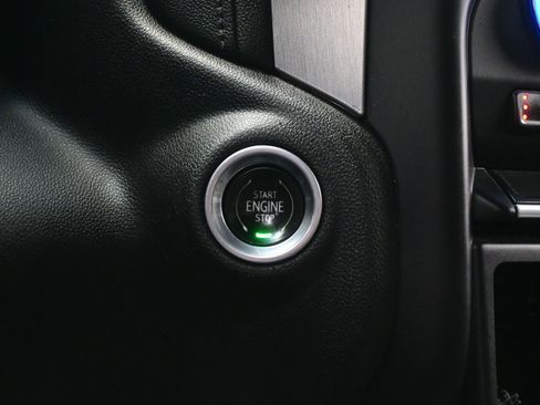 Used 2021 GMC Sierra 1500 Elevation w/ X31 Off-Road Package image 18