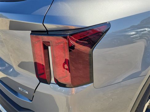New 2026 Kia Sorento EX image 11