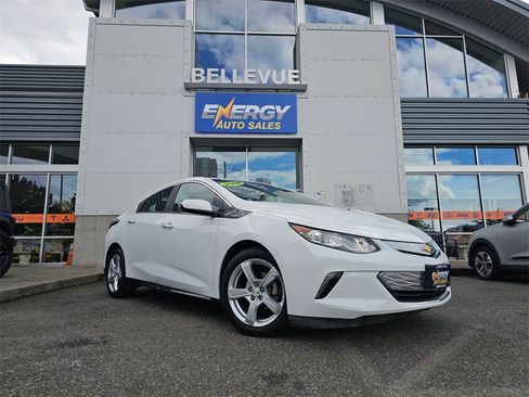Used 2018 Chevrolet Volt LT image 2