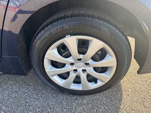 Used 2025 Toyota Corolla LE image 12