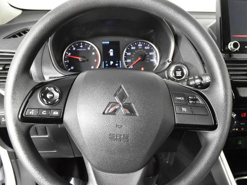 Used 2024 Mitsubishi Eclipse Cross LE image 19