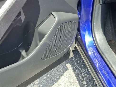 Used 2024 Toyota Corolla Cross XLE image 18