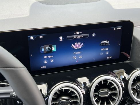 Certified 2026 Mercedes-Benz GLA 250 4MATIC image 18