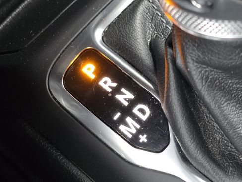 Used 2024 Jeep Wrangler Sport S image 25