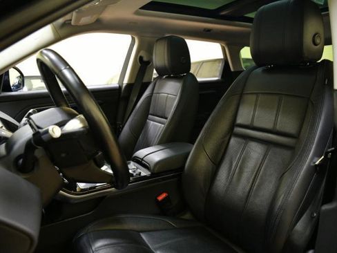 Used 2020 Land Rover Range Rover Evoque S image 19