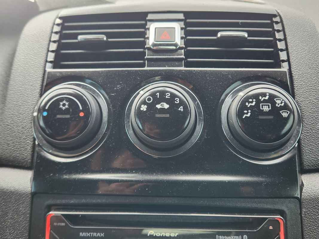 Used 2008 Saturn Sky Red Line RWD image 20