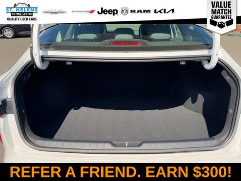 Used 2025 Kia K4 EX image 8