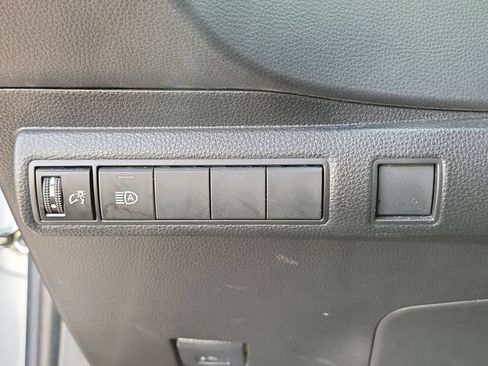 Used 2022 Toyota Corolla LE FWD image 21