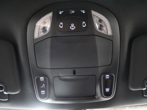 New 2026 Chrysler Pacifica Limited image 31