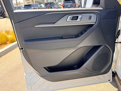 Used 2026 Ford Explorer ST-Line RWD image 15