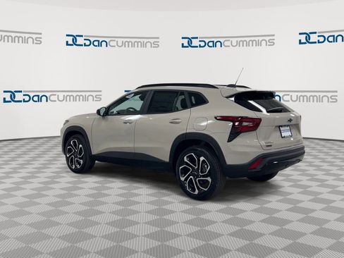 New 2026 Chevrolet Trax RS w/ Sunroof Package image 6