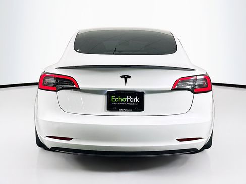 Used 2023 Tesla Model 3 Standard Range image 7