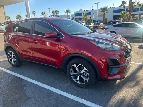 Used 2020 Kia Sportage LX FWD image 4